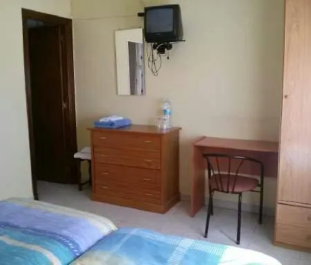 Guest house La Ponderosa Sancti Spiritus (Salamanca)