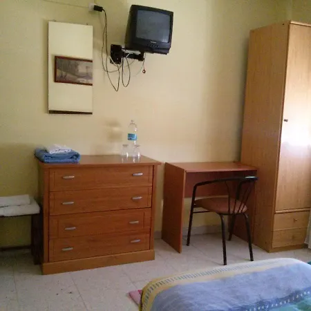 La Ponderosa Guest house